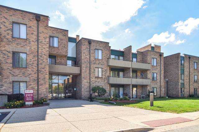 1919 Prairie Square #27 Schaumburg, IL 60173 | MLS 10171319 Photo 1