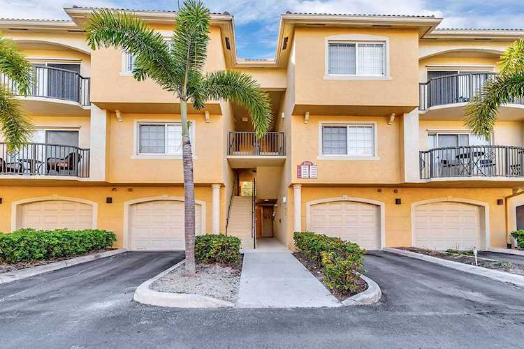 1000 Crestwood Court #1005 Royal Palm Beach, FL 33411 | MLS RX-10502786 Photo 1
