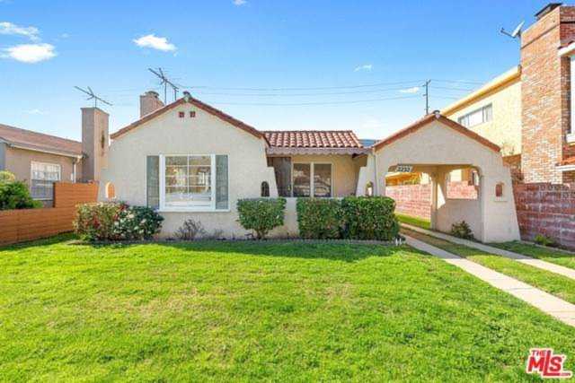 2232 20th Street, Santa Monica, CA 90405 | MLS #19431790 Photo 1