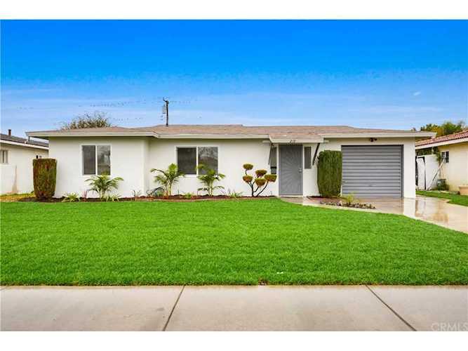 219 W Sirius Avenue Anaheim, CA 92802 | MLS DW19030372 Photo 1