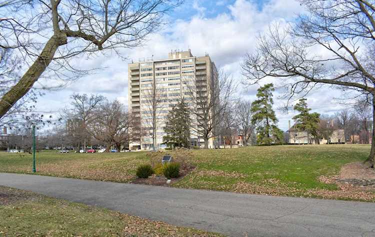 1620 E Broad Street Columbus, OH 43203 | MLS 219003665 Photo 1