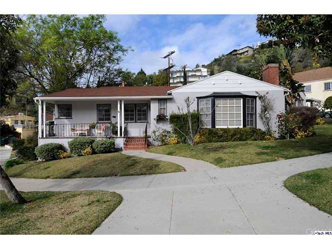 725 Glenmore Boulevard, Glendale, CA 91206 | MLS #319000441 Photo 1