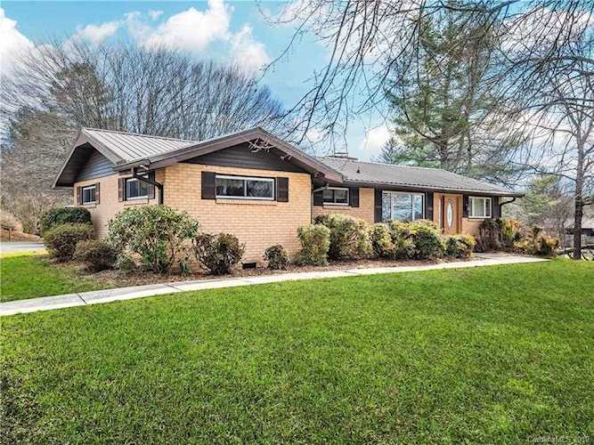 16 Pisgah View Dr Etowah, NC 28729 | MLS 3473084 Photo 1