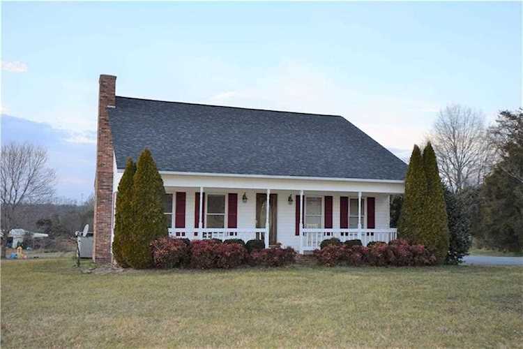 1444 Prison Camp Rd Newton, NC 28658 | MLS 3472324 Photo 1