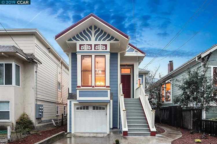 2138 Alameda Ave Alameda, CA 94501 | MLS 40852955 Photo 1