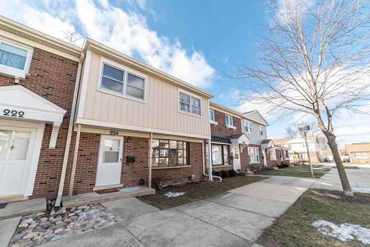 224 Fishing Ln Wood Dale, IL 60191 | MLS 10269174 Photo 1