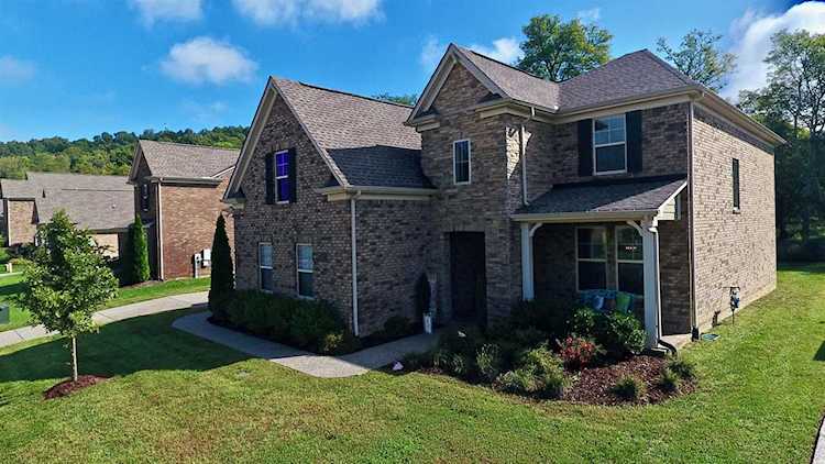241 Blackthorn Ln Gallatin, TN 37066 | MLS 2010723 Photo 1