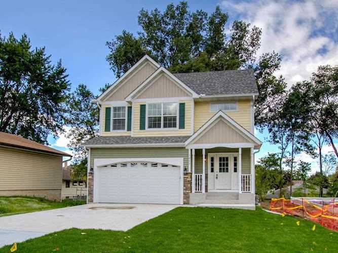 Saint Paul Greater East Side | MLS 5011635 | 1635 Hazelwood Street | Zip Code 55106 Photo 1