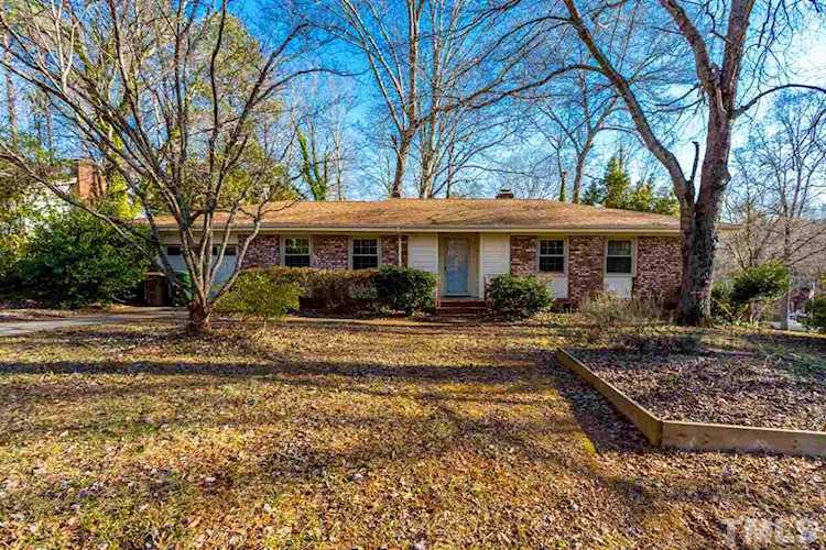 804 Oakley Court Cary, NC 27511 | MLS 2236310 Photo 1