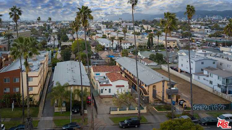 621 N Normandie Avenue, Los Angeles, CA 90004 | MLS #19432692 Photo 1
