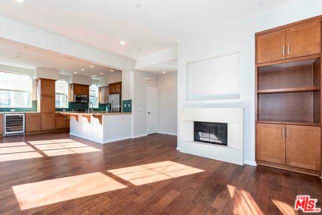 1231 Wilcox Avenue, Los Angeles, CA 90038 | MLS #19428450 Photo 1