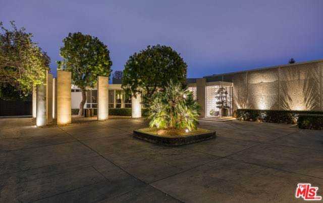 924 N Hillcrest Road, Beverly Hills, CA 90210 | MLS #19433156 Photo 1