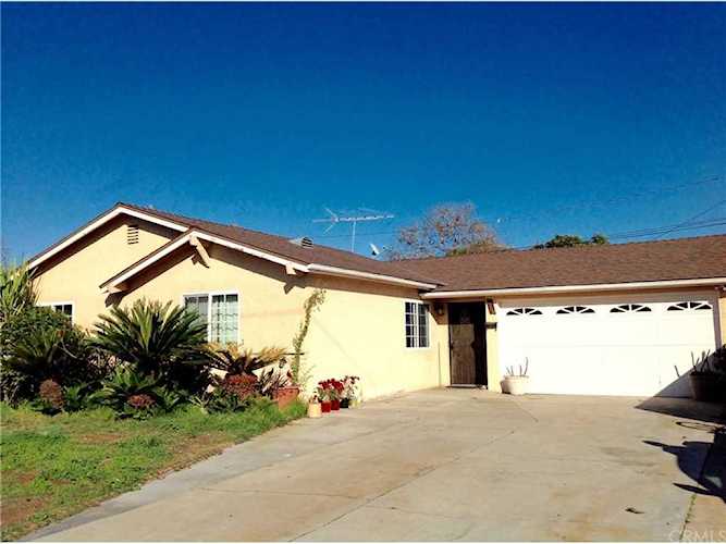 2209 S Laura Linda Lane Santa Ana, CA 92704 | MLS OC19032391 Photo 1