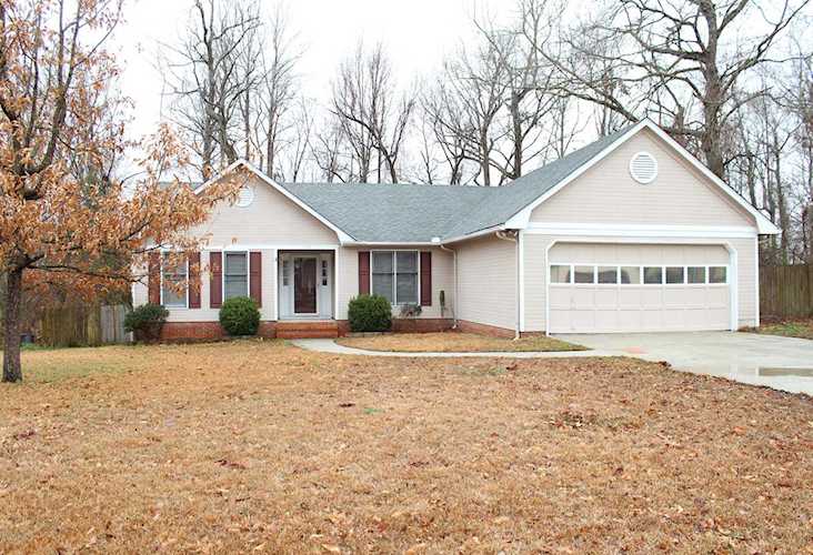 128 Raintree Circle Jacksonville, NC 28540 | MLS 100149989 Photo 1