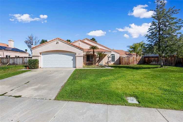 20110 Autumn Oak Place Wildomar, CA 92595 | MLS 190007583 Photo 1