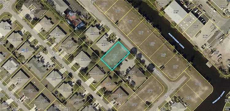 1042 SE 10th St Cape Coral, FL 33990 | MLS 219012965 Photo 1