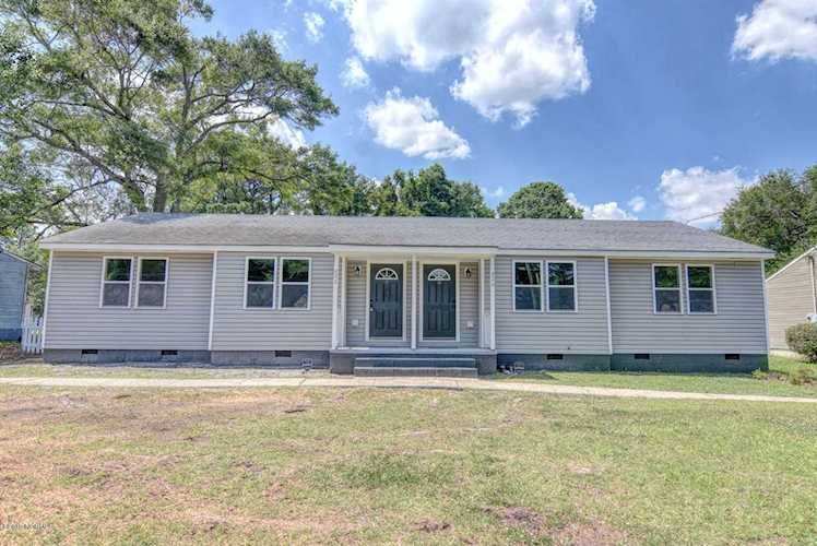 226 York Street Jacksonville, NC 28540 | MLS 100149997 Photo 1