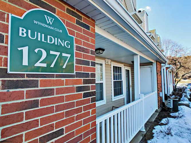 1277 Wyndham Ln #103 Palatine, IL 60074 | MLS 10270157 Photo 1