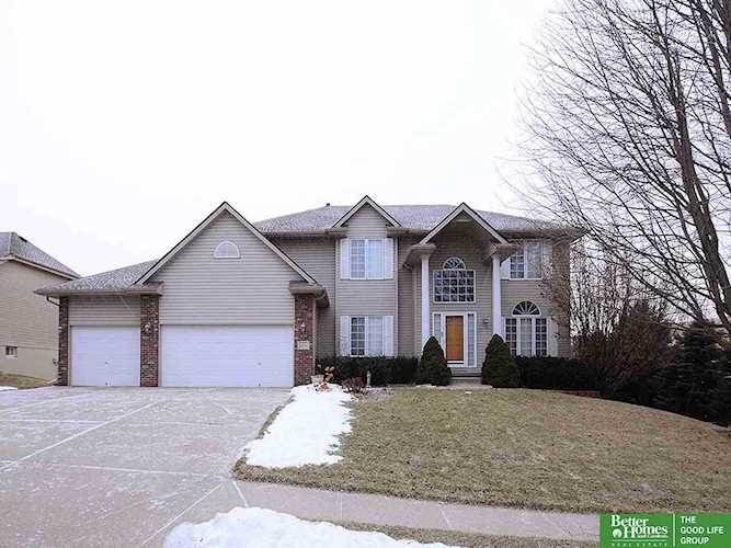 9235 Bayberry Rd La Vista, NE 68128 | MLS 21901979 Photo 1