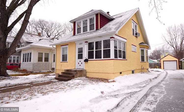 Saint Paul Hamline-Midway | MLS 5146570 | 1327 Minnehaha Avenue W | Zip Code 55104 Photo 1