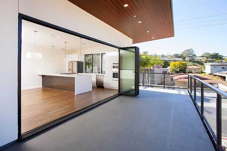 636 Valley Ave Solana Beach, CA 92075