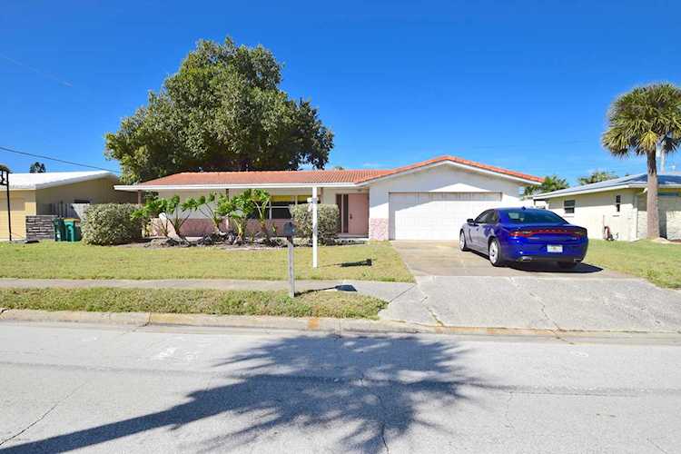4841 N N Banana River Boulevard Cocoa Beach, FL 32931 | MLS 836438 Photo 1