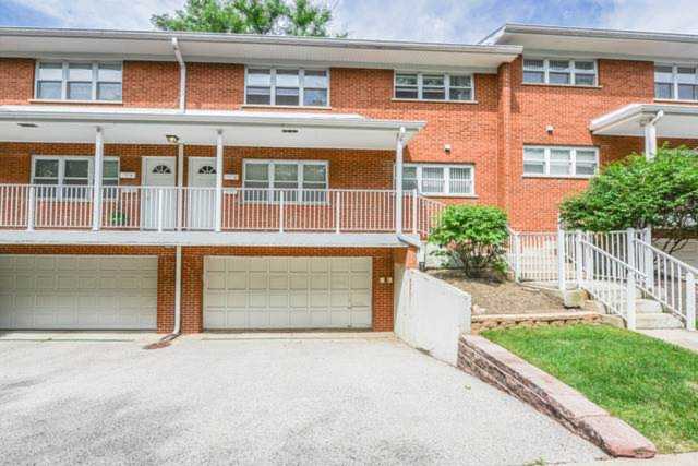 169 E Palatine Rd #F Palatine, IL 60067 | MLS 10270210 Photo 1