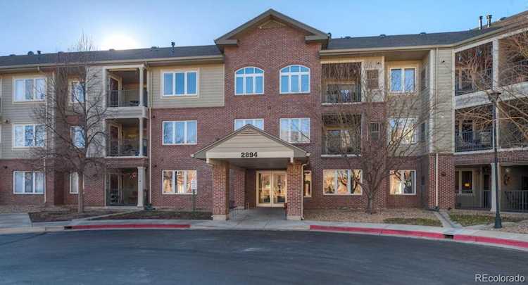 2894 West Riverwalk Circle #B312 Littleton, CO 80123 | MLS ® 4517945 Photo 1
