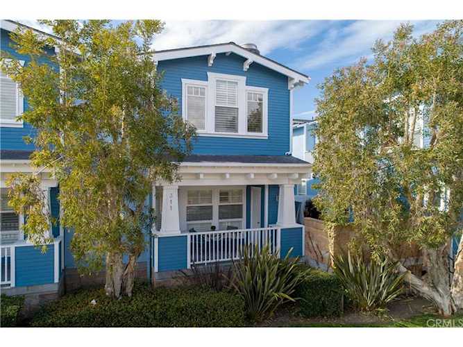 311 Aviation Place in Manhattan Beach, CA - MLS# PW19039208 Photo 1