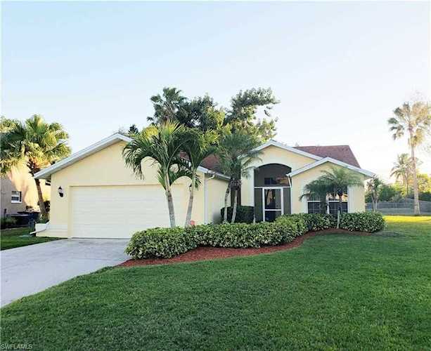 18112 Horseshoe Bay Cir Fort Myers, FL 33967 | MLS 219013026 Photo 1