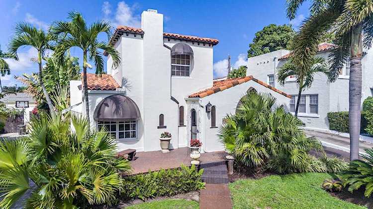 717 Biscayne Drive West Palm Beach, FL 33401