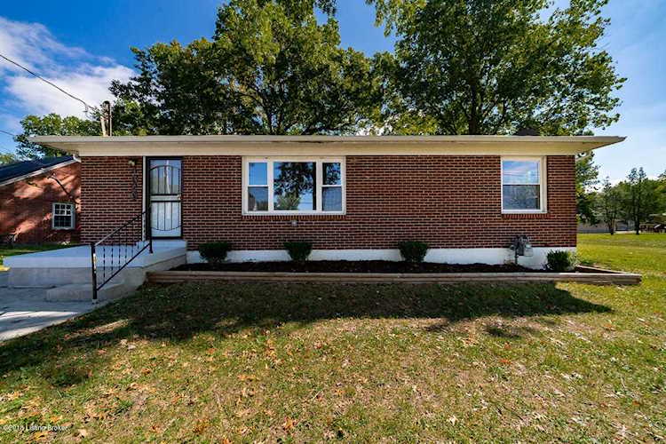 4629 Cane Run Rd Louisville, KY 40216 | MLS 1517000 Photo 1