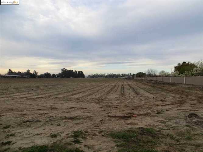 Address Withheld Brentwood, CA 94513