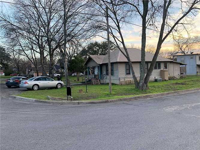 108 Lewis St Round Rock, TX 78664