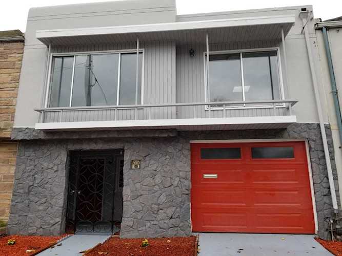2083 Palou Ave San Francisco, CA 94124 | MLS ML81734932 Photo 1