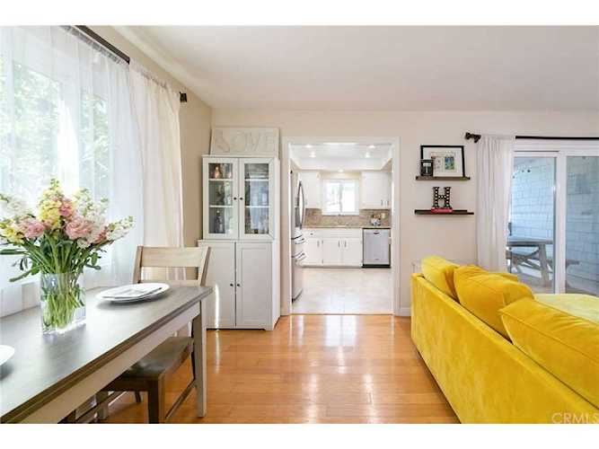 1450 Manhattan Beach Boulevard #C in Manhattan Beach, CA - MLS# SB19036903 Photo 1