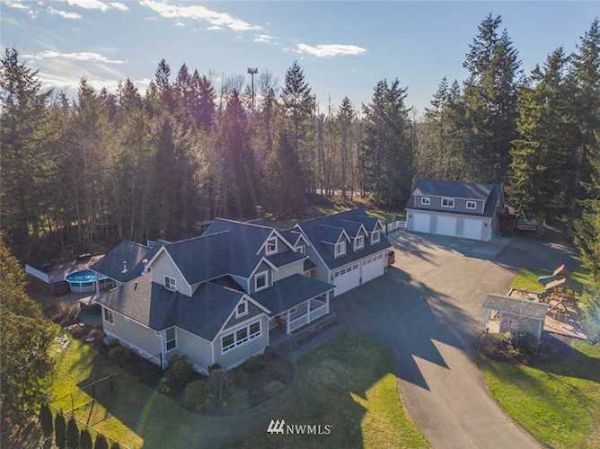21820 61st St E Lake Tapps, WA 98391 | MLS ® 1416881 Photo 1