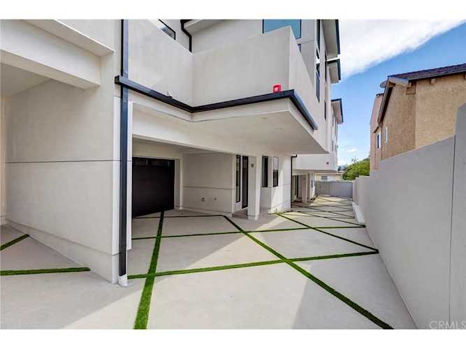2004 Grant Avenue #B, Redondo Beach, CA 90278 | MLS #PV19036336 Photo 1