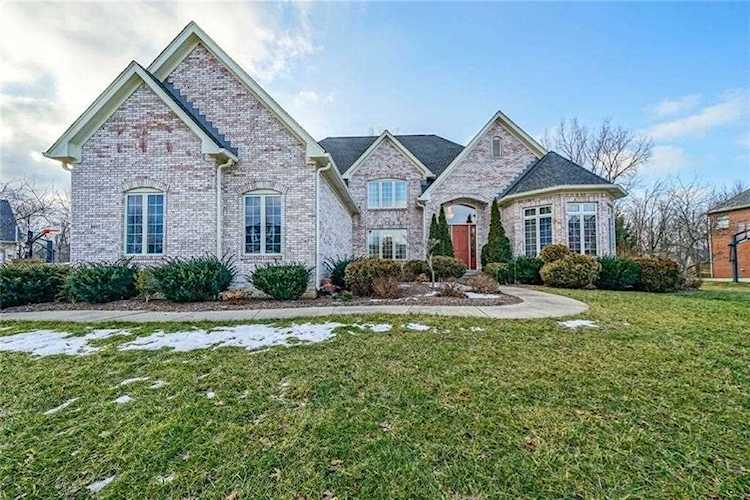 3807 Steeplechase Drive Carmel, IN 46032 | MLS 21625664 Photo 1