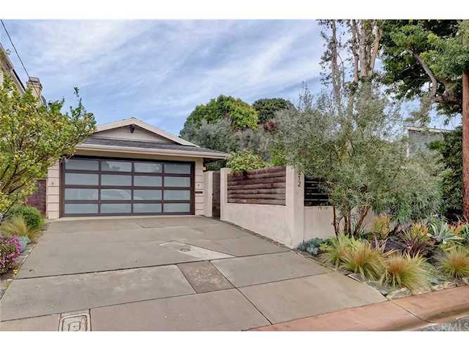 1212 Elm Avenue in Manhattan Beach, CA - MLS# SB19051090 Photo 1