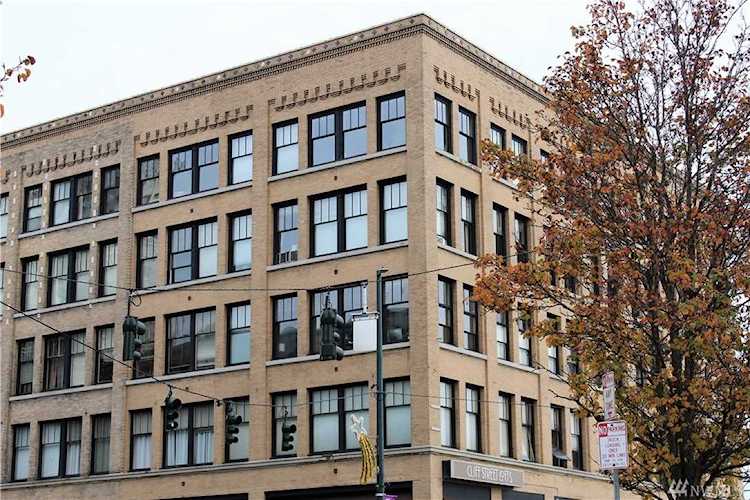1120 Cliff Ave #407 Tacoma, WA 98402 | MLS ® 1385924 Photo 1