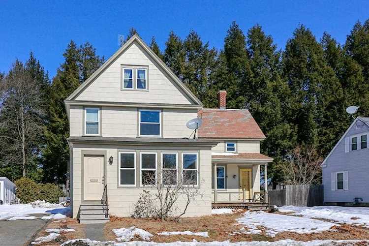 33 Cleveland Street Greenfield, MA 01301 | MLS 72465295 Photo 1