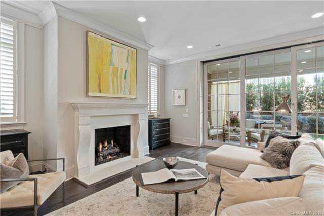 2442 Vail Ave Charlotte, NC 28207