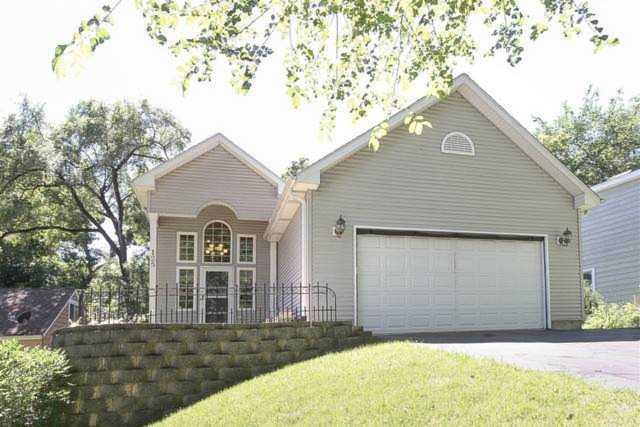 125 Brook St Algonquin, IL 60102 | MLS 10307522 Photo 1