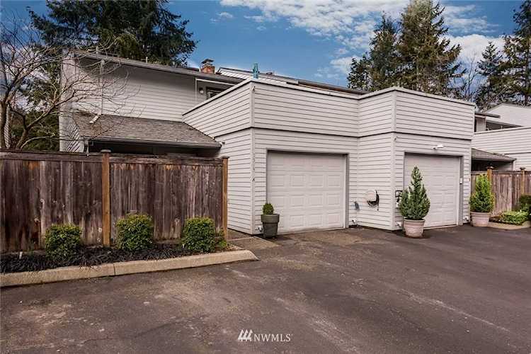 5513 Bridgeport Wy W #A University Place, WA 98467 | MLS ® 1423481 Photo 1