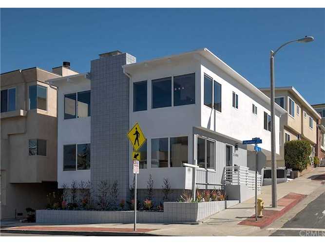 2300 Manhattan Avenue in Manhattan Beach, CA - MLS# SB19057748 Photo 1