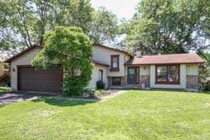 17599 W Winnebago Dr Grayslake, IL 60030 | MLS 10308811 Photo 1