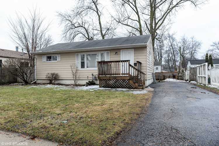 1621 Rice St Waukegan, IL 60087 | MLS 10308816 Photo 1
