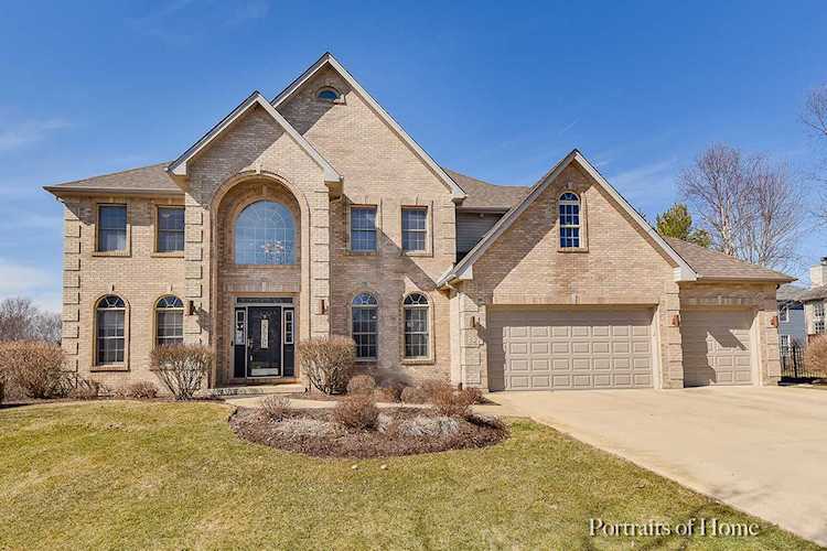 527 Arbor Ln Oswego, IL 60543 | MLS 10290622 Photo 1