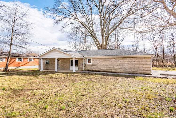 2720 Triplett Ct Louisville, KY 40216 | MLS 1522445 Photo 1